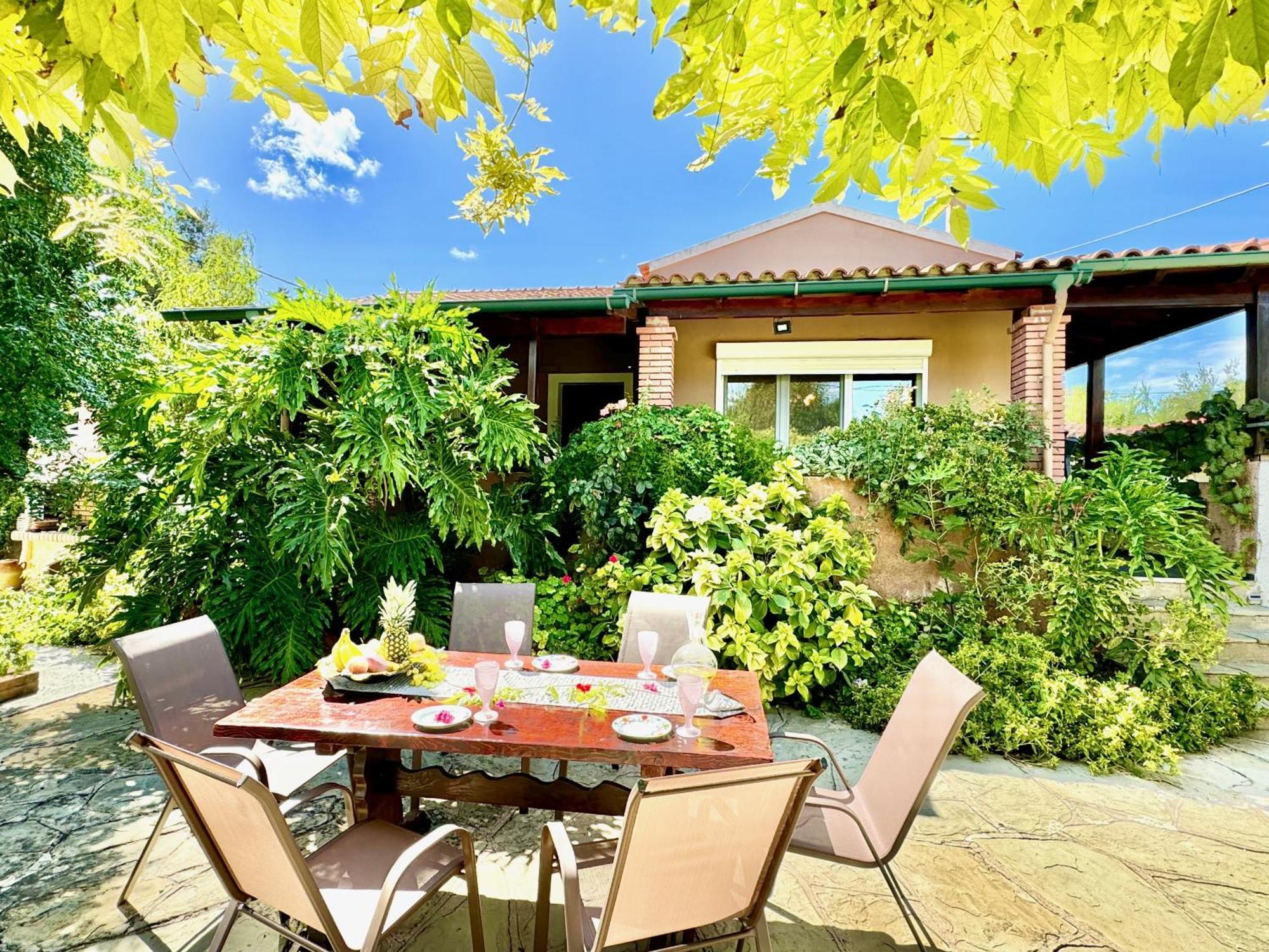 דאסיה Beach Villa Night Flower With Private Pool By Dadovillas מראה חיצוני תמונה